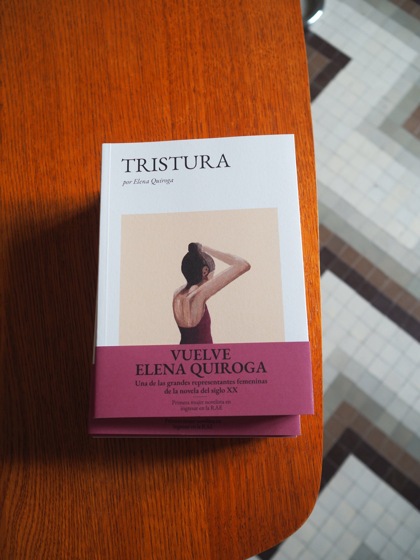 Tristura de Elena Quiroga